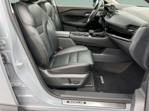 Used 2023 Nissan Rogue SL w/ SL Premium Package AWD/4WD image 19