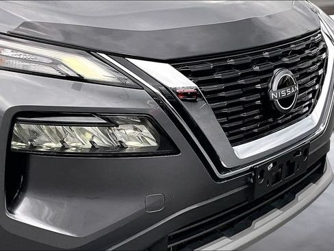 Used 2023 Nissan Rogue S AWD/4WD image 27