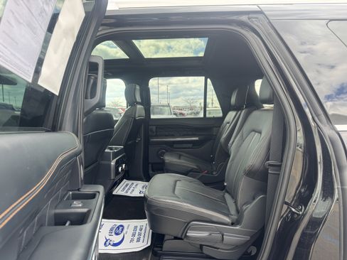 Used 2023 Ford Expedition Max Platinum AWD/4WD image 18