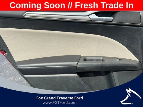 Used 2017 Ford Fusion S FWD image 29