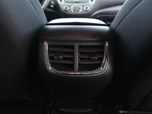 Used 2024 Chevrolet Malibu LT image 28