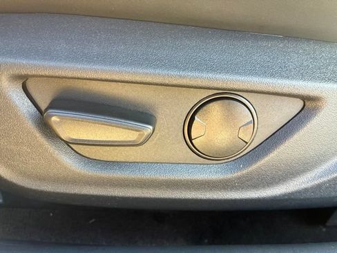 Used 2024 Ford Mustang Coupe RWD image 17