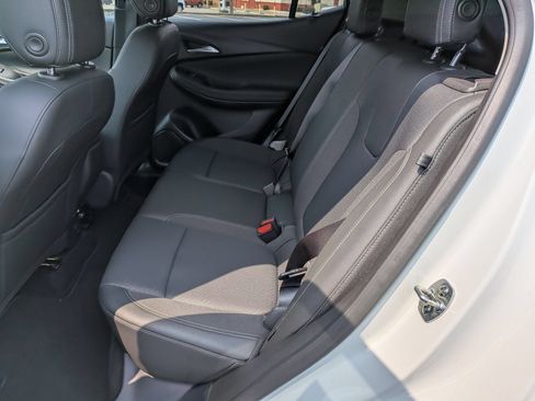 Used 2025 Buick Encore GX Preferred FWD image 28