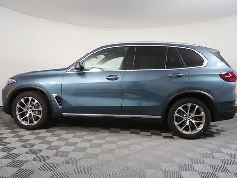 Certified 2025 BMW X5 xDrive40i image 6