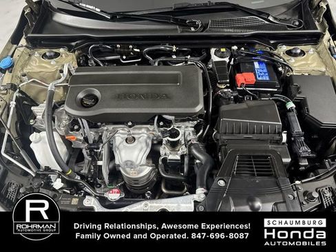 Used 2025 Honda Civic Sport image 28