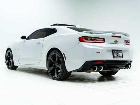 Used 2016 Chevrolet Camaro SS image 17
