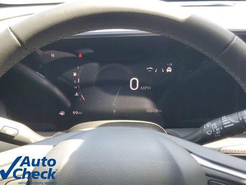 Used 2024 Buick Encore GX Sport Touring w/ Advanced Technology Package FWD image 23