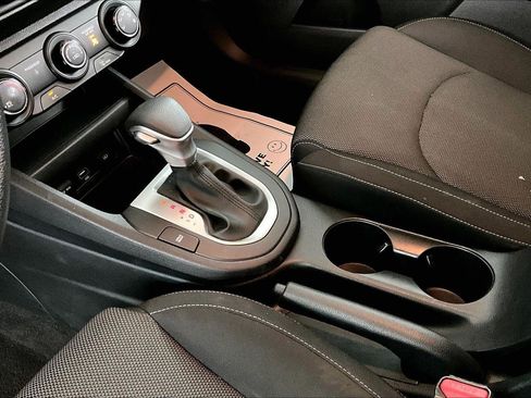 Used 2024 Kia Forte LXS image 17