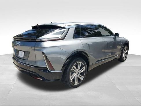 Certified 2024 Cadillac Lyriq Tech RWD image 10