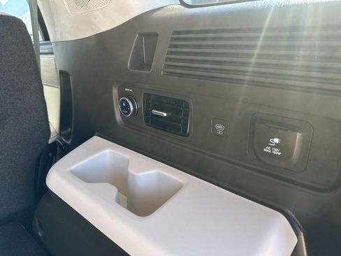 Used 2025 Hyundai Santa Fe Calligraphy image 43