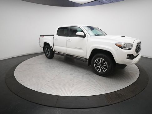 Used 2023 Toyota Tacoma TRD Sport image 13
