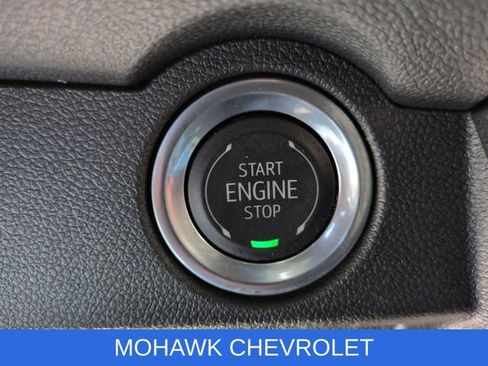 Used 2024 Chevrolet Traverse RS AWD/4WD image 18