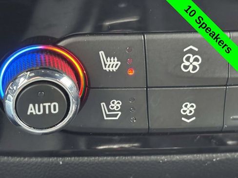 Used 2024 Buick Enclave Premium image 23