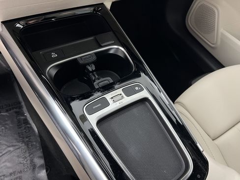 Used 2026 Mercedes-Benz GLA 250 4MATIC image 33