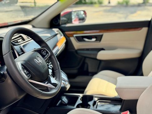 Used 2017 Honda CR-V EX image 9