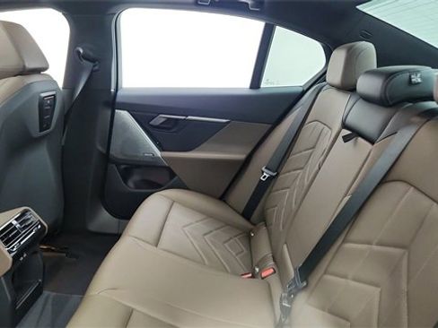 Used 2025 BMW 540i xDrive 540i xDrive image 28