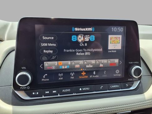 Used 2025 Nissan Rogue SV AWD/4WD image 5