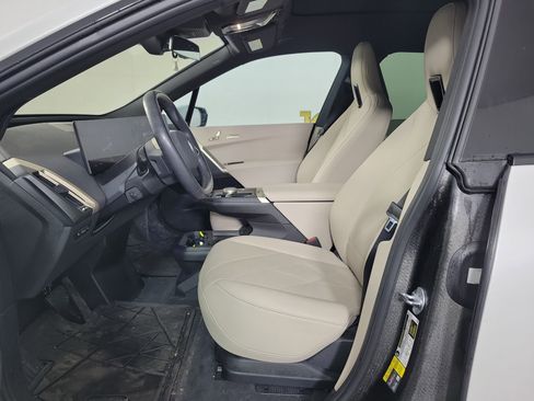 Certified 2023 BMW iX M60 image 5