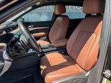 Used 2022 Audi e-tron Premium Plus w/ Premium Plus Package image 5