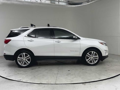 Used 2018 Chevrolet Equinox Premier FWD image 8