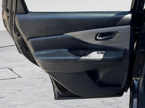 Used 2015 Nissan Murano S w/ Navigation Package image 19