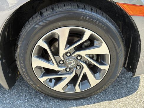 Used 2017 Honda Civic EX image 18