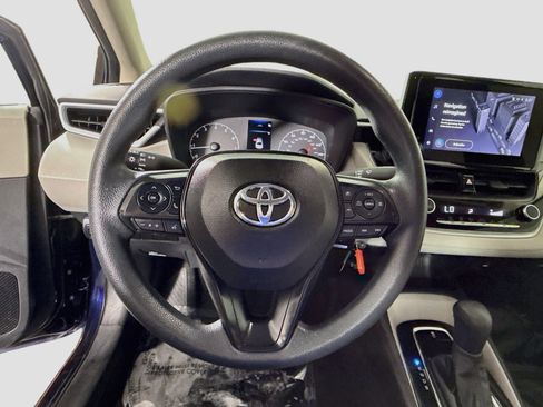 Used 2024 Toyota Corolla LE FWD image 13