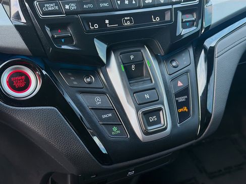 Certified 2023 Honda Odyssey Touring image 16