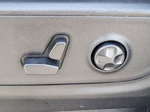 Used 2020 RAM 1500 Big Horn image 25