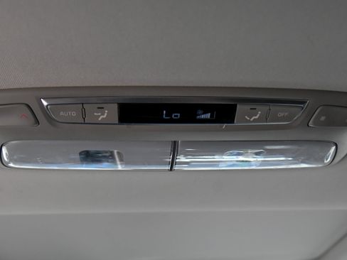 Used 2022 Kia Telluride S AWD/4WD image 45