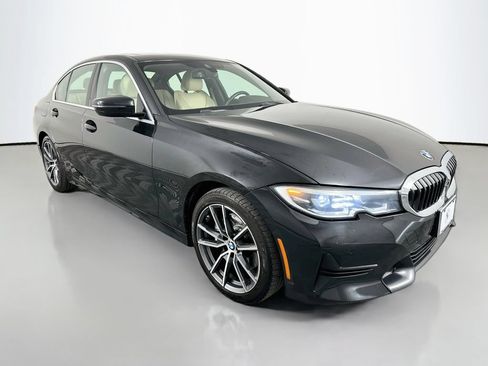 Used 2022 BMW 330i Sedan RWD image 3