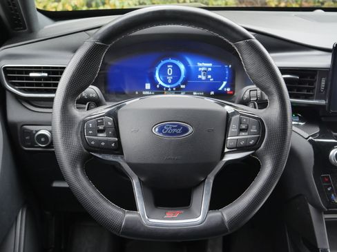 Certified 2021 Ford Explorer ST image 7