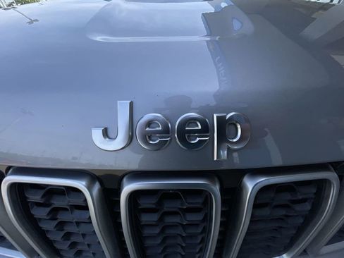Used 2018 Jeep Grand Cherokee Limited RWD image 30