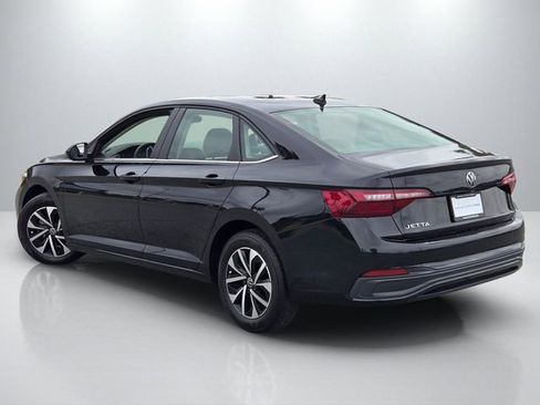 Used 2024 Volkswagen Jetta S image 6