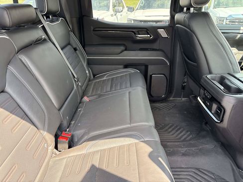 Used 2024 GMC Sierra 1500 AT4X w/ AT4X AEV Edition AWD/4WD image 32