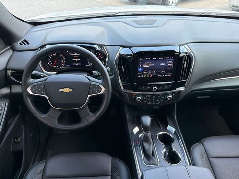 Used 2024 Chevrolet Traverse High Country FWD image 20