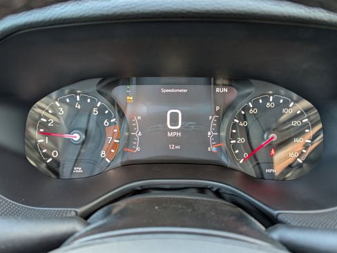 New 2025 Jeep Compass Latitude w/ Sun & Sound Group image 24