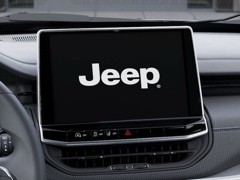 New 2026 Jeep Compass Latitude AWD/4WD image 46