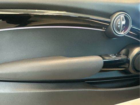 Used 2023 MINI Cooper S image 11