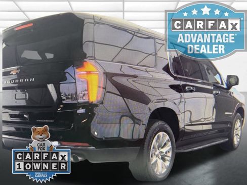 Used 2025 Chevrolet Suburban Premier AWD/4WD image 2
