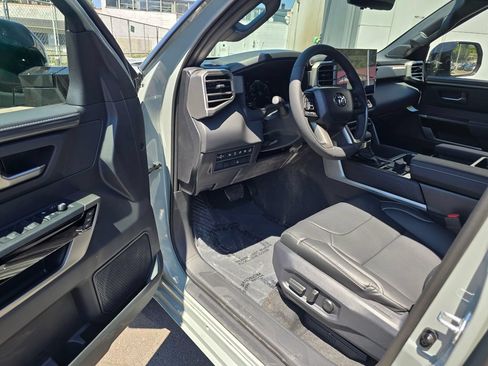 New 2026 Toyota Tundra Limited AWD/4WD image 19
