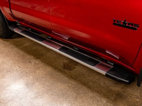 Used 2019 Chevrolet Silverado 1500 LTZ w/ LTZ Texas Edition image 13