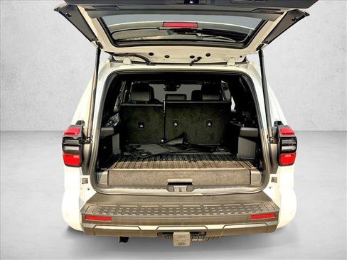 Certified 2025 Toyota 4Runner TRD Off-Road Premium AWD/4WD image 7