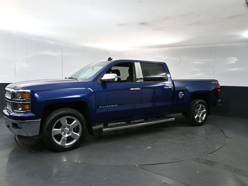 Used 2014 Chevrolet Silverado 1500 LT w/ LT Convenience Package AWD/4WD image 2