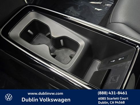 Used 2023 Volkswagen ID.4 Pro S RWD image 19