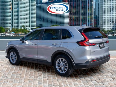 Used 2025 Honda CR-V EX image 7