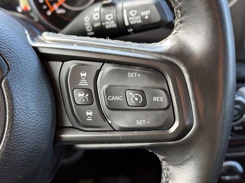 Used 2022 Jeep Wrangler Unlimited Sport image 21