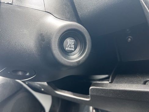 Used 2024 RAM ProMaster 2500 w/ Convenience Group image 11