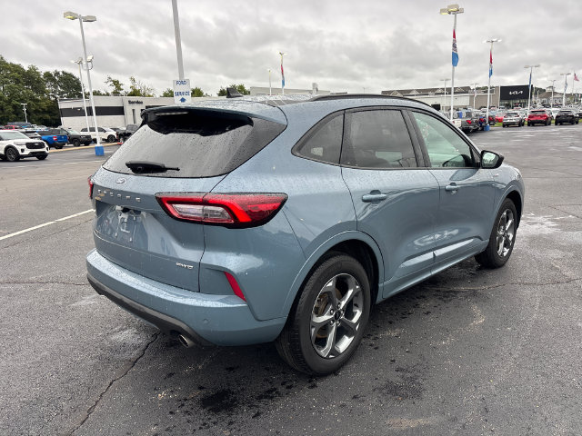 Certified 2023 Ford Escape ST-Line w/ Tech Pack #1 AWD/4WD image 7