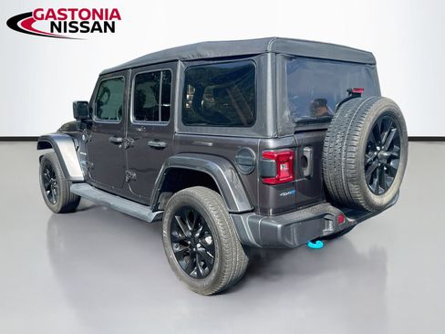 Used 2023 Jeep Wrangler Unlimited Sahara AWD/4WD image 6